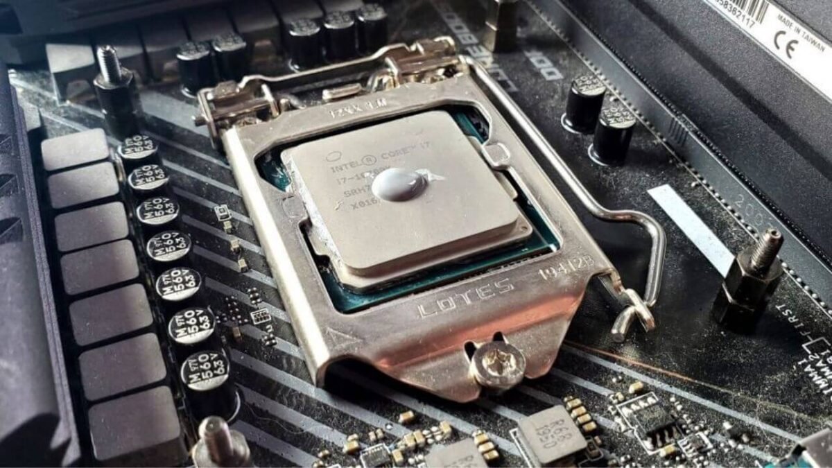 Pâte Thermique Haute Performance GD900 - Conductivité 4.8 W/mK, Pour CPU/GPU, Non Conductrice, Température -50 à 200°C
