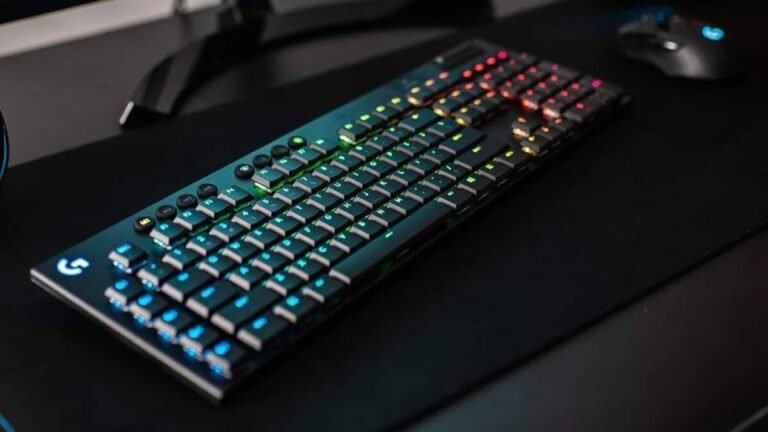 Test Logitech G915 Lightspeed : le clavier gamer sans fil qui allie finesse, puissance et élégance