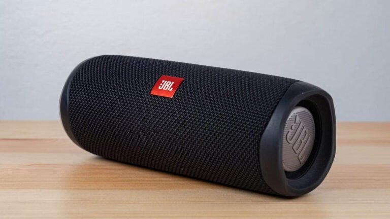 Quelles sont les meilleures enceintes Bluetooth en 2025 ? Comparatif complet