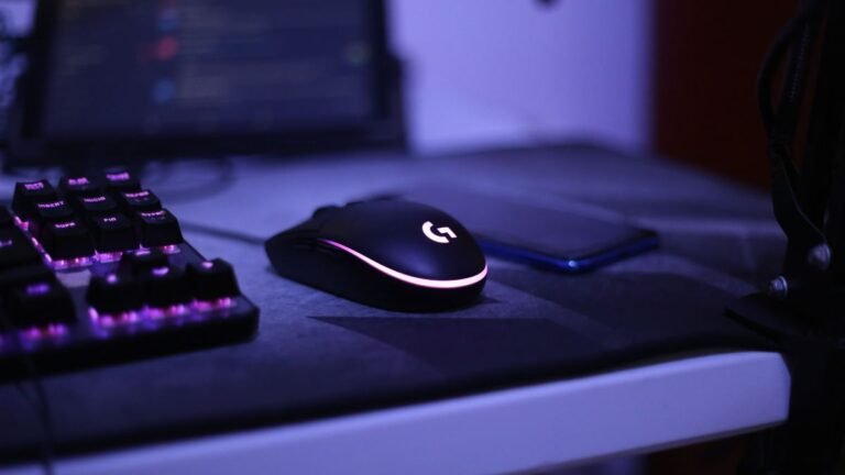 Quel tapis de souris RGB choisir pour le gaming en 2025 ?