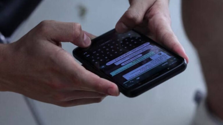 Comment supprimer ou archiver une discussion sur WhatsApp ?