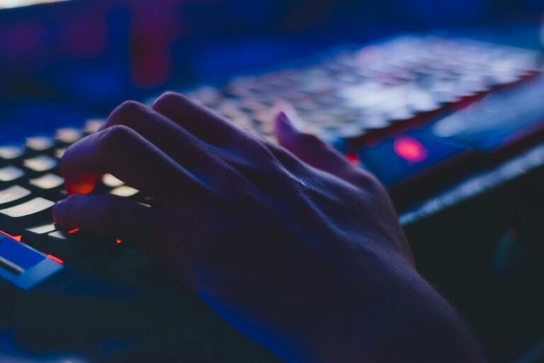 Comment installer un bot Twitch 24/7 sur VPS en 2026 ?