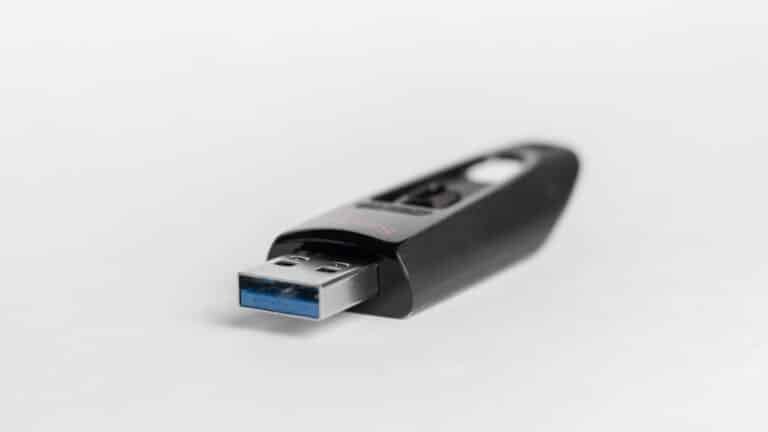 Comment créer une clé USB bootable Windows 11 ?